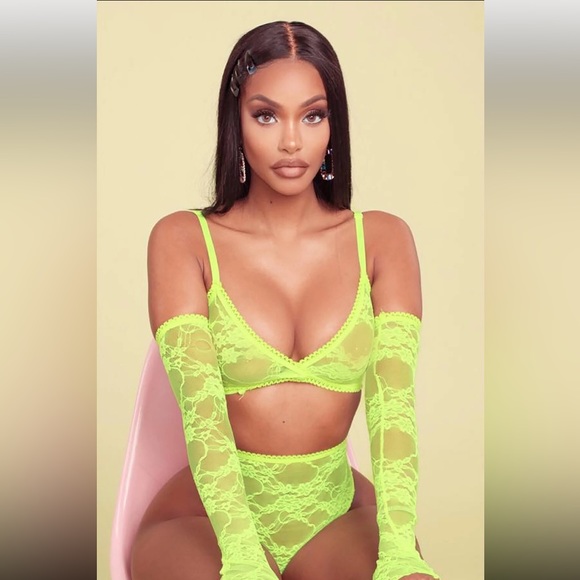 3/$40❗️3 PIECE NEON YELLOW LACE SET - Picture 8 of 11